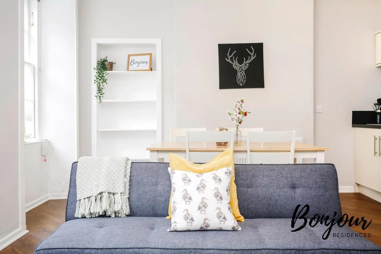 Bright New Town 2Br-1Ba, 1 Min To George St By Bonjour Residences Edinburgh 0*,  United Kingdom
