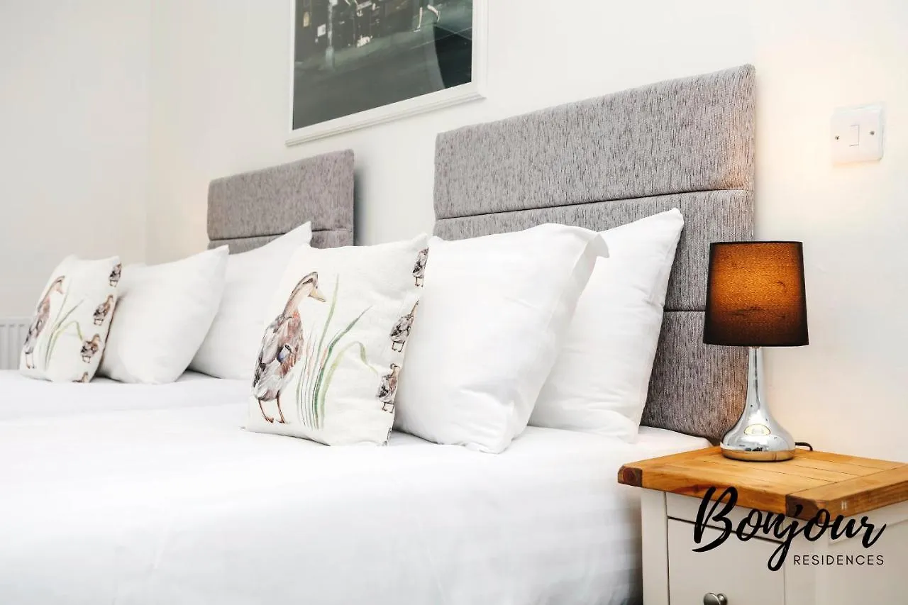 Bright New Town 2Br-1Ba, 1 Min To George St By Bonjour Residences Edinburgh 0*,  United Kingdom