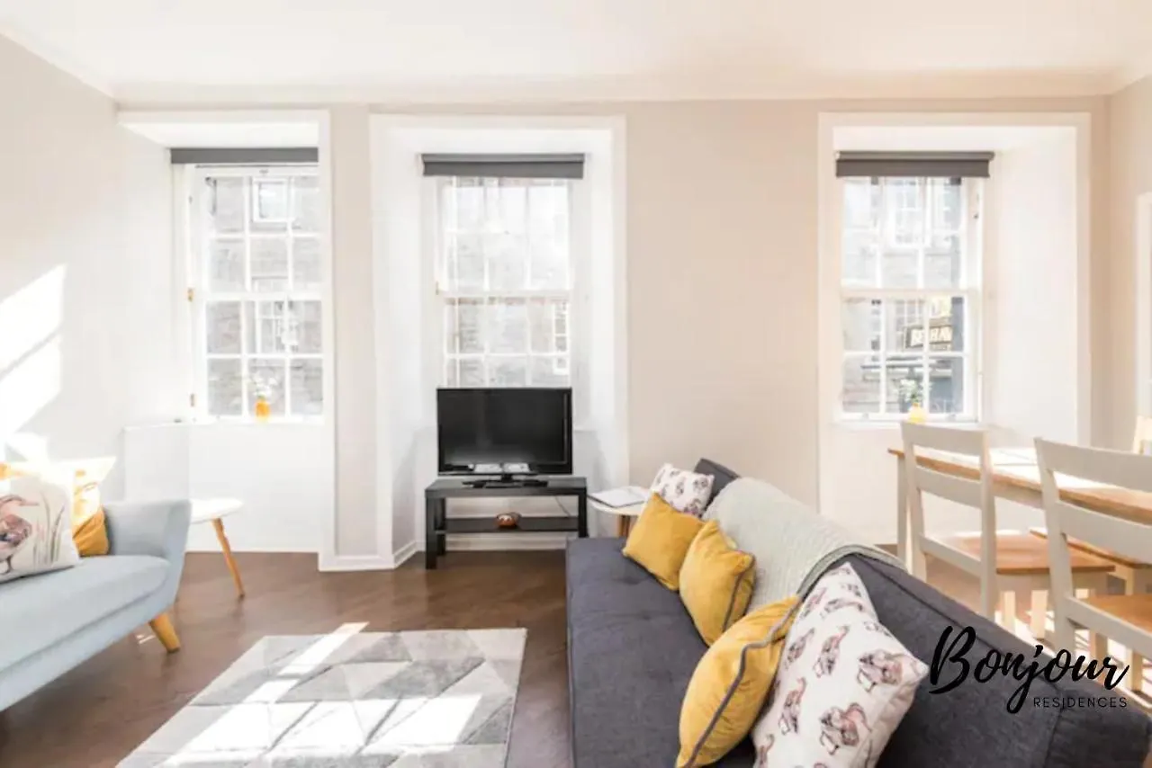 דירה Bright New Town 2Br-1Ba, 1 Min To George St By Bonjour Residences אדינבורו בריטניה